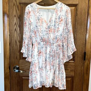 Entro Women's L Dainty Spring Boho Floral Wide Flowy Sleeve Faux Wrap Mini Dress